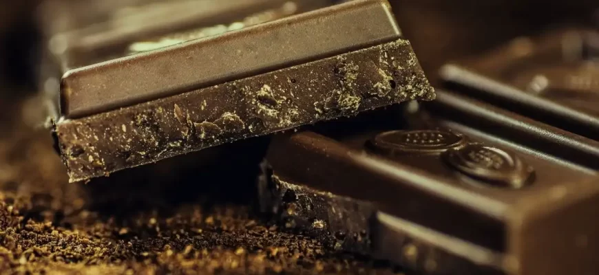 Як вивести плями від шоколаду